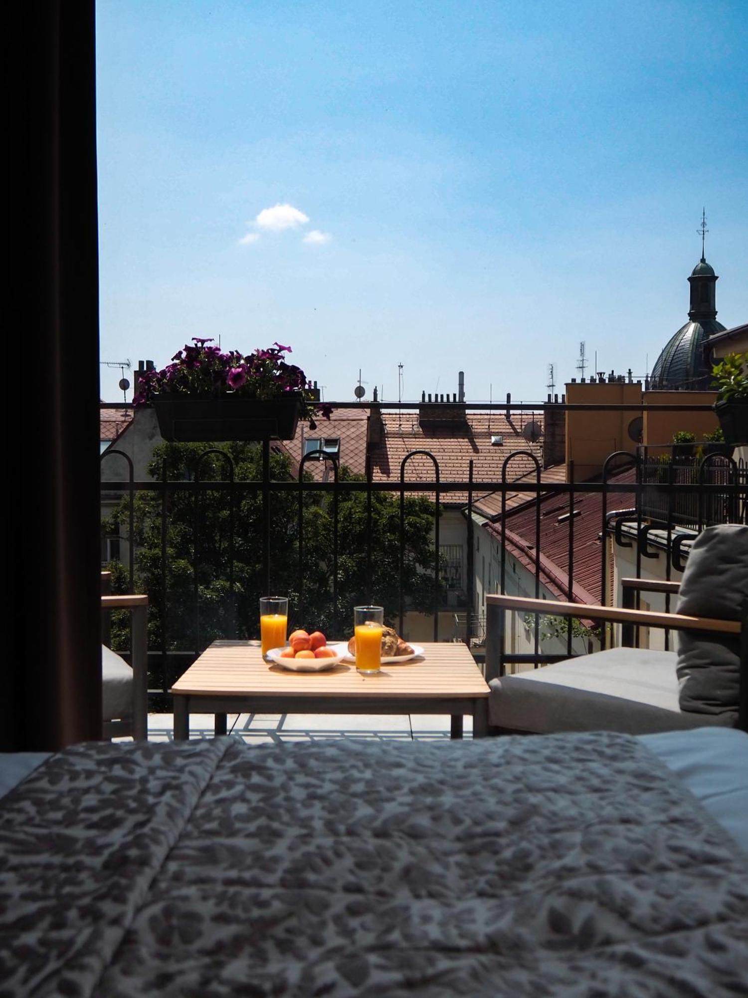 Apartment Terrace